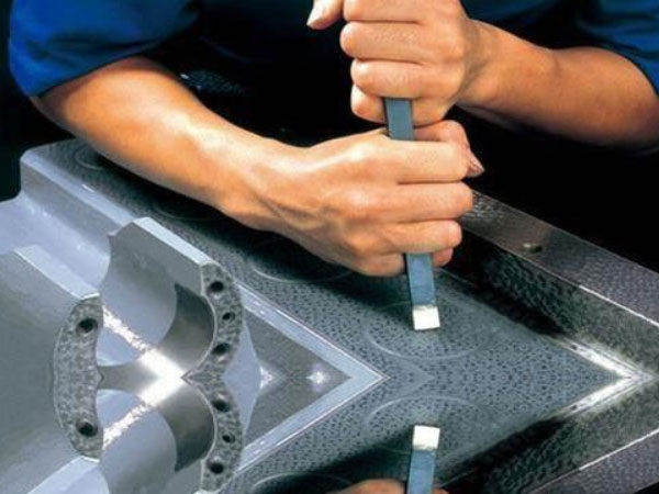 精密机床为什么需要刮研？人比机器还厉害?